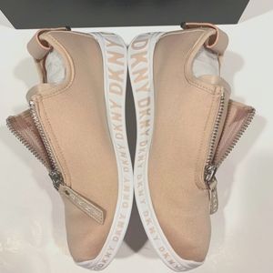 DKNY Melissa Slip Sneak Shoes